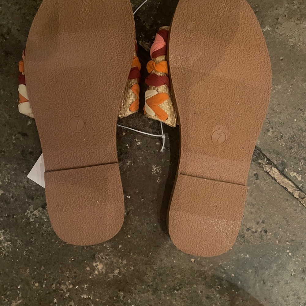 Sandals - Picture 2 of 2